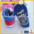 Chine fournisseur en gros haute qualité cool modèle mignon drôle chaussures de bébé enfants chaussures de skate chaussures chaussures de bébé